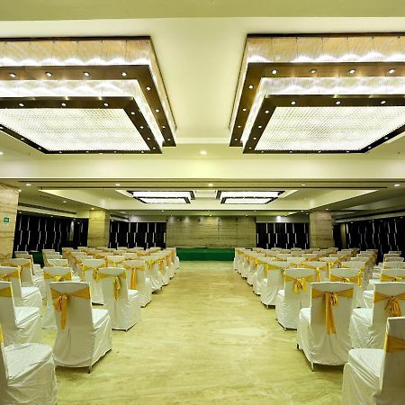 D R Utthama Nellore - Am Hotel Kollection Exterior foto